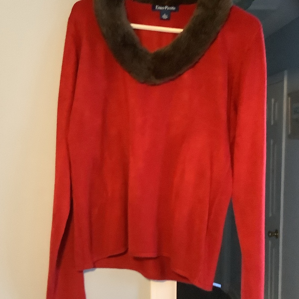 Evan Picone Scarlet Sweater with‎ Plush Collar, large